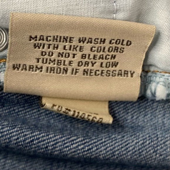 Indigo Saint Premium Denim Women’s Shorts Size 4, Waist 27 - Picture 7 of 9